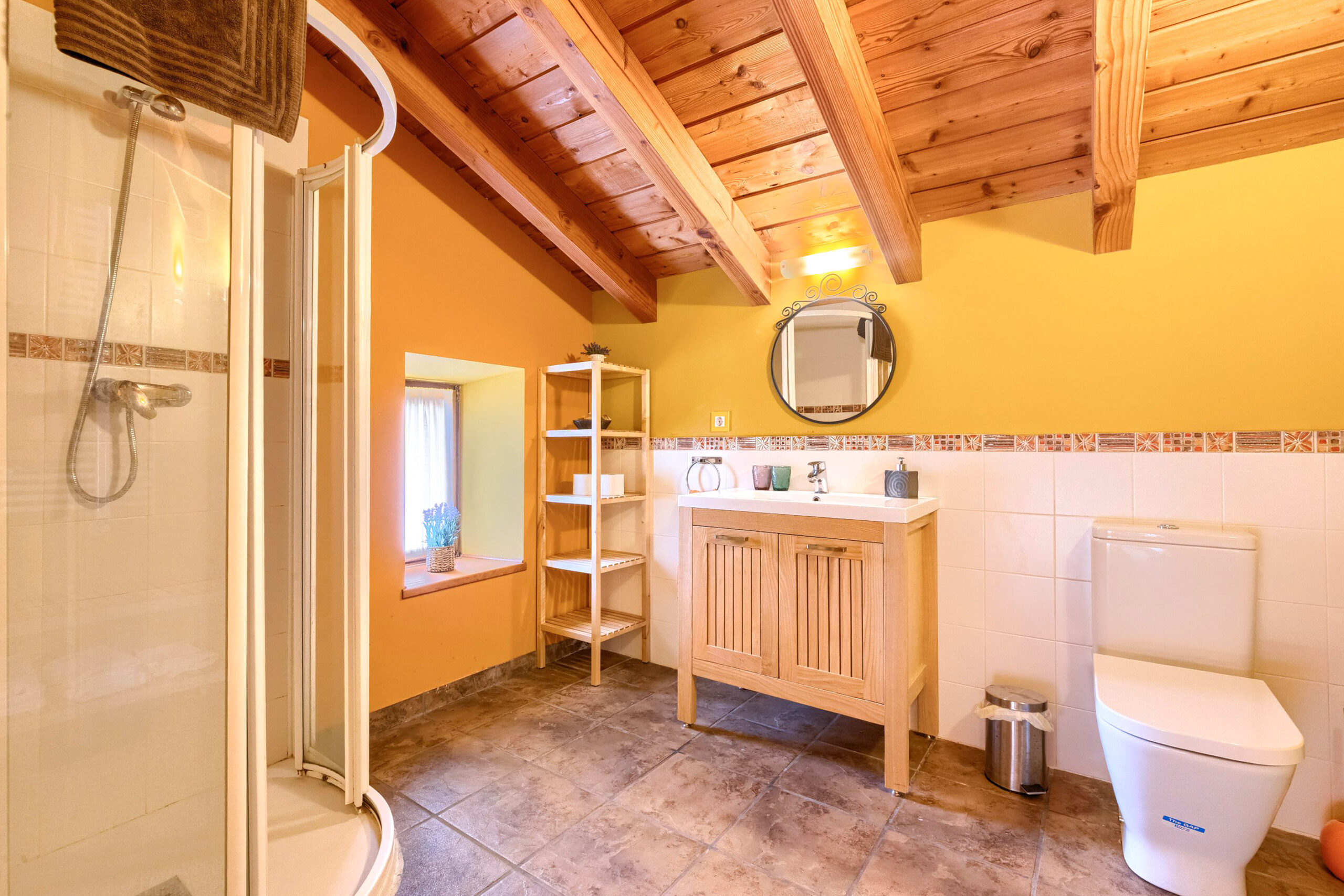 baño habitación 4 Biezko